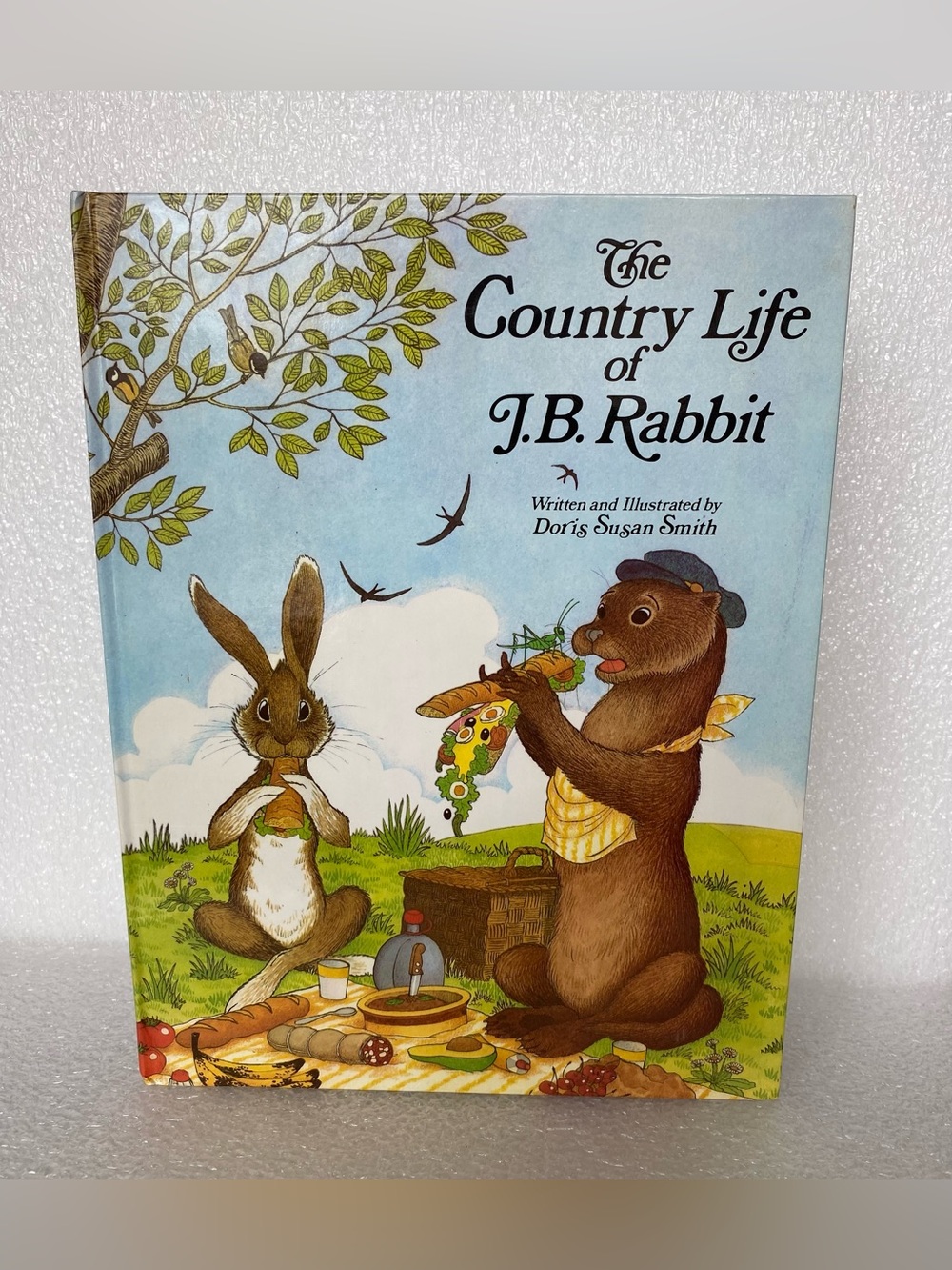 The Country Life of J. B. Rabbit by Doris Susan Smith - Vintage 1983 Hardcover